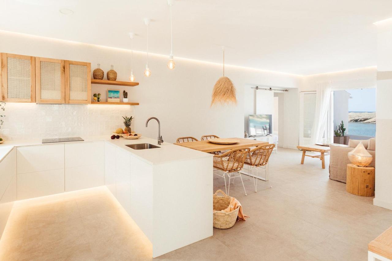 Apartamento Las Golondrinas Arenal - Adults Only Arenal d'en Castell Kültér fotó